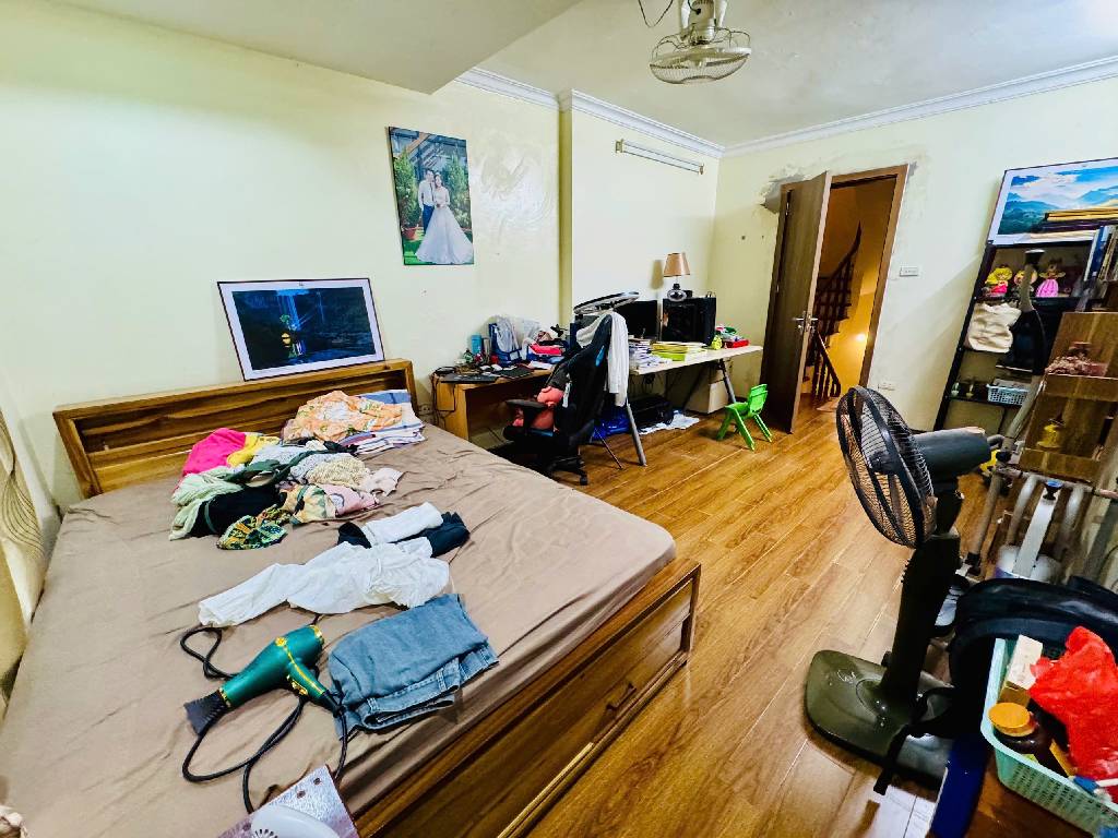 Bán nhà Linh Quang - diện tích 31m2 4 tầng - Ô tô tránh 10m - giá 8,8 tỷ