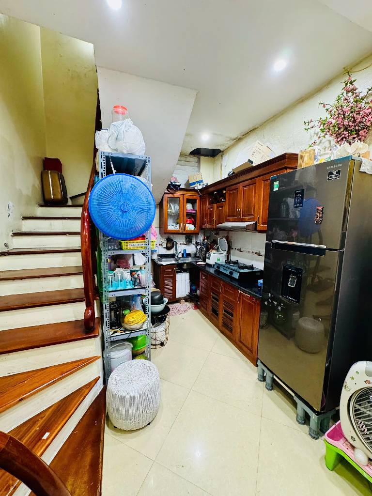 Bán nhà Linh Quang - diện tích 31m2 4 tầng - Ô tô tránh 10m - giá 8,8 tỷ