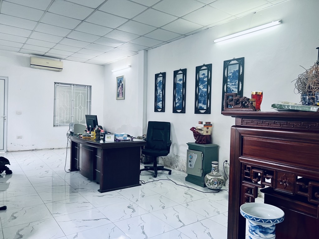 Bán nhà Đầm Hồng - diện tích 120m2 1 tầng - ô tô tránh - giá 11 tỷ