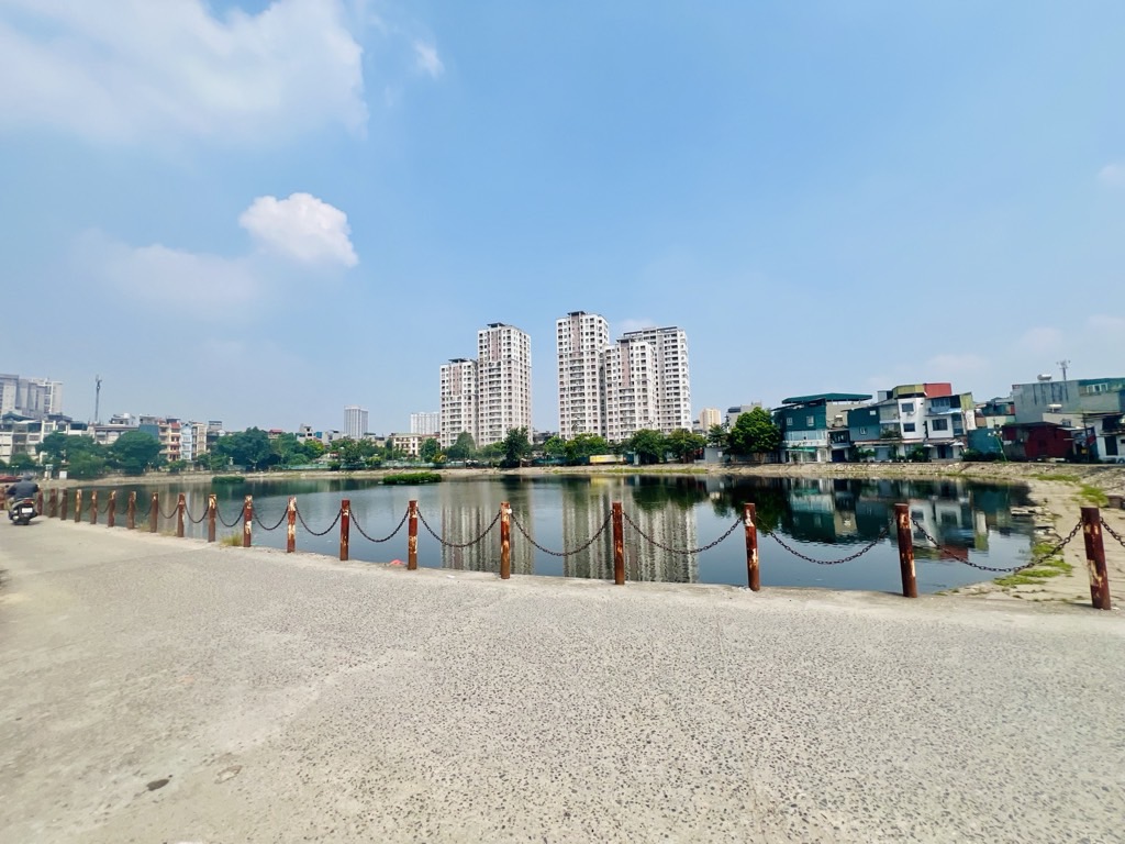 Bán nhà Đầm Hồng - diện tích 120m2 1 tầng - ô tô tránh - giá 11 tỷ