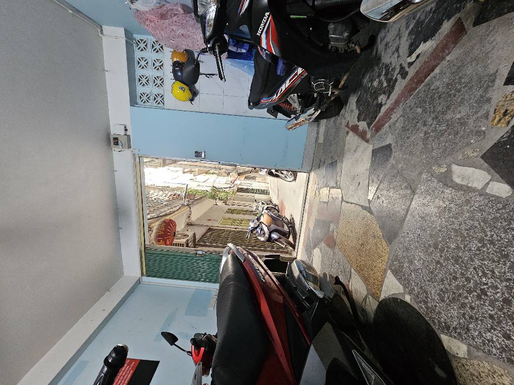 Bán nhà Lê Thanh Nghị - diện tích 38,5m2 6 tầng - Lô góc, 2 thoáng - giá 13,6 tỷ