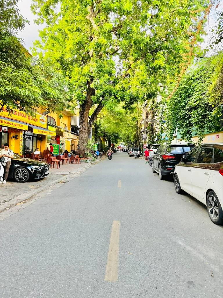 Bán nhà Lê Thanh Nghị - diện tích 38,5m2 6 tầng - Lô góc, 2 thoáng - giá 13,6 tỷ