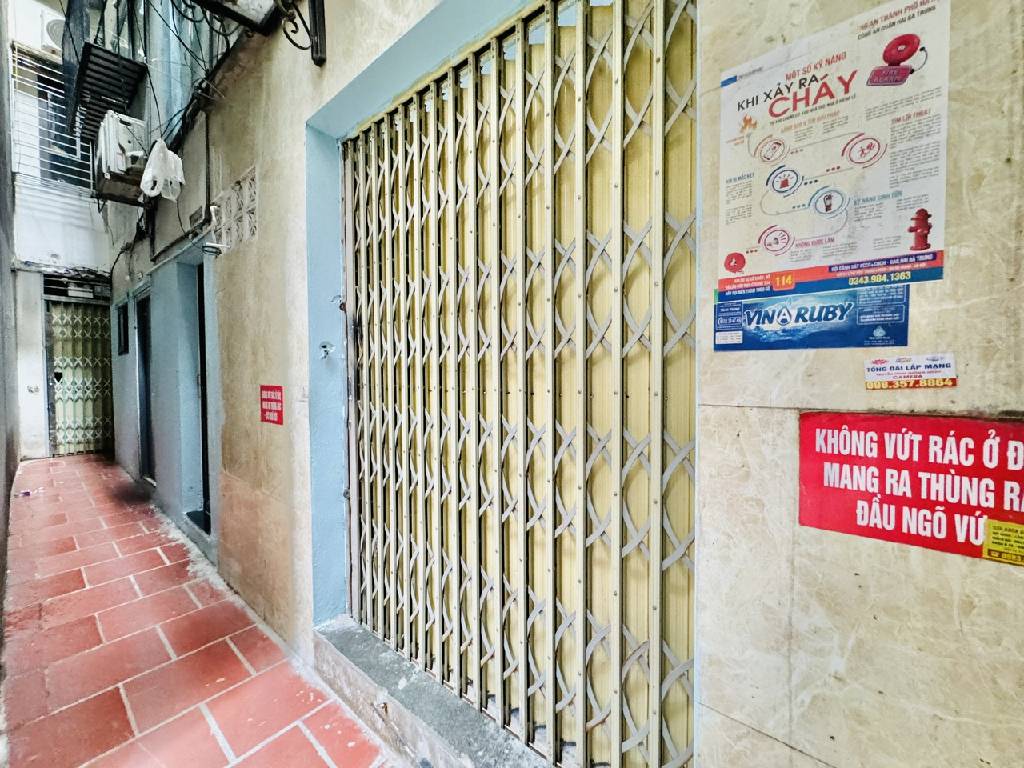 Bán nhà Lê Thanh Nghị - diện tích 38,5m2 6 tầng - Lô góc, 2 thoáng - giá 13,6 tỷ