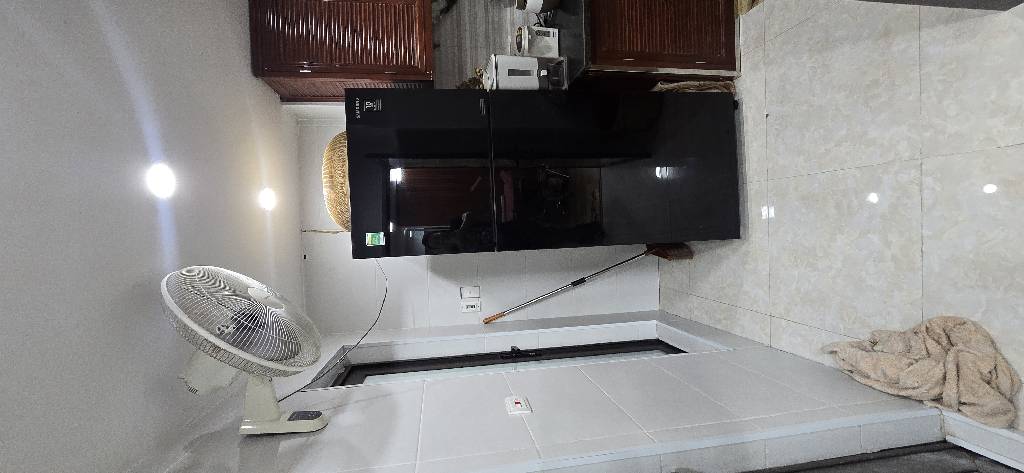 Bán nhà Lương Thế Vinh - diện tích 102m2 1 tầng - ô tô vào nhà - giá 5 tỷ