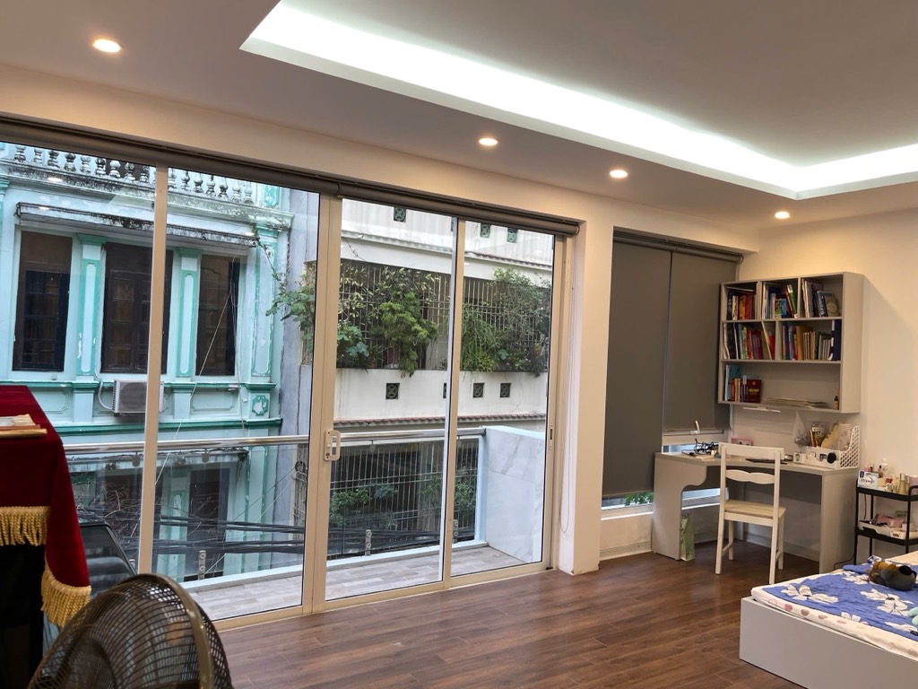 Bán nhà Đê Trần Khát Chân - diện tích 101m2 4 tầng - Lô góc 2 mặt ngõ - giá 24,5 tỷ