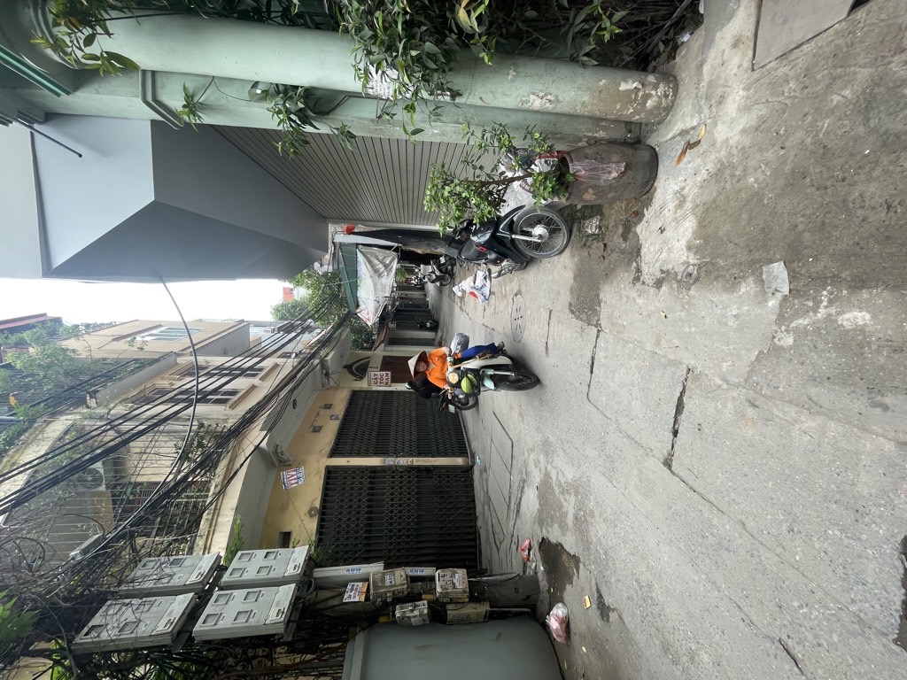 Bán nhà Đê Trần Khát Chân - diện tích 101m2 4 tầng - Lô góc 2 mặt ngõ - giá 24,5 tỷ