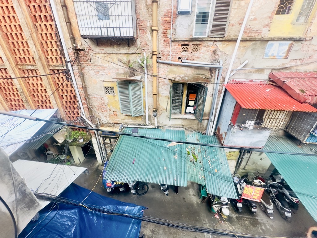 Bán nhà Hồ Đắc Di - diện tích 13m2 2 tầng - Ô TÔ ĐỖ CỬA - giá 2,28 tỷ