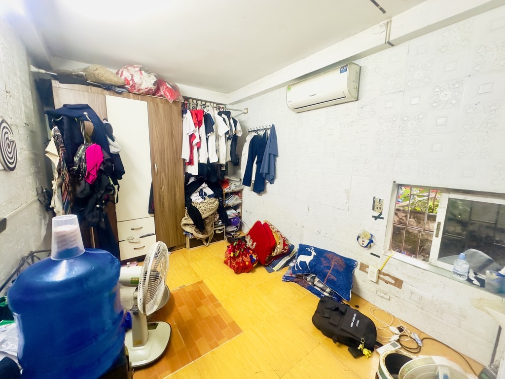 Bán nhà Hồ Đắc Di - diện tích 13m2 2 tầng - Ô TÔ ĐỖ CỬA - giá 2,28 tỷ