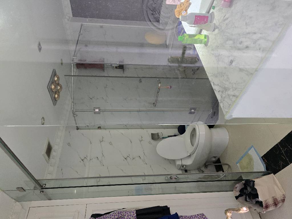 Bán nhà Hoàng Cầu - diện tích 126.1m2 1 tầng - Chung cư cao cấp - giá 18 tỷ