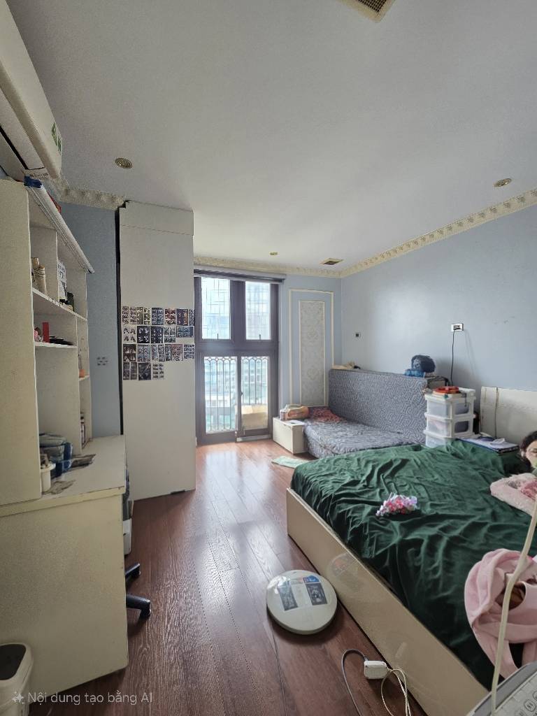 Bán nhà Hoàng Cầu - diện tích 126.1m2 1 tầng - Chung cư cao cấp - giá 18 tỷ