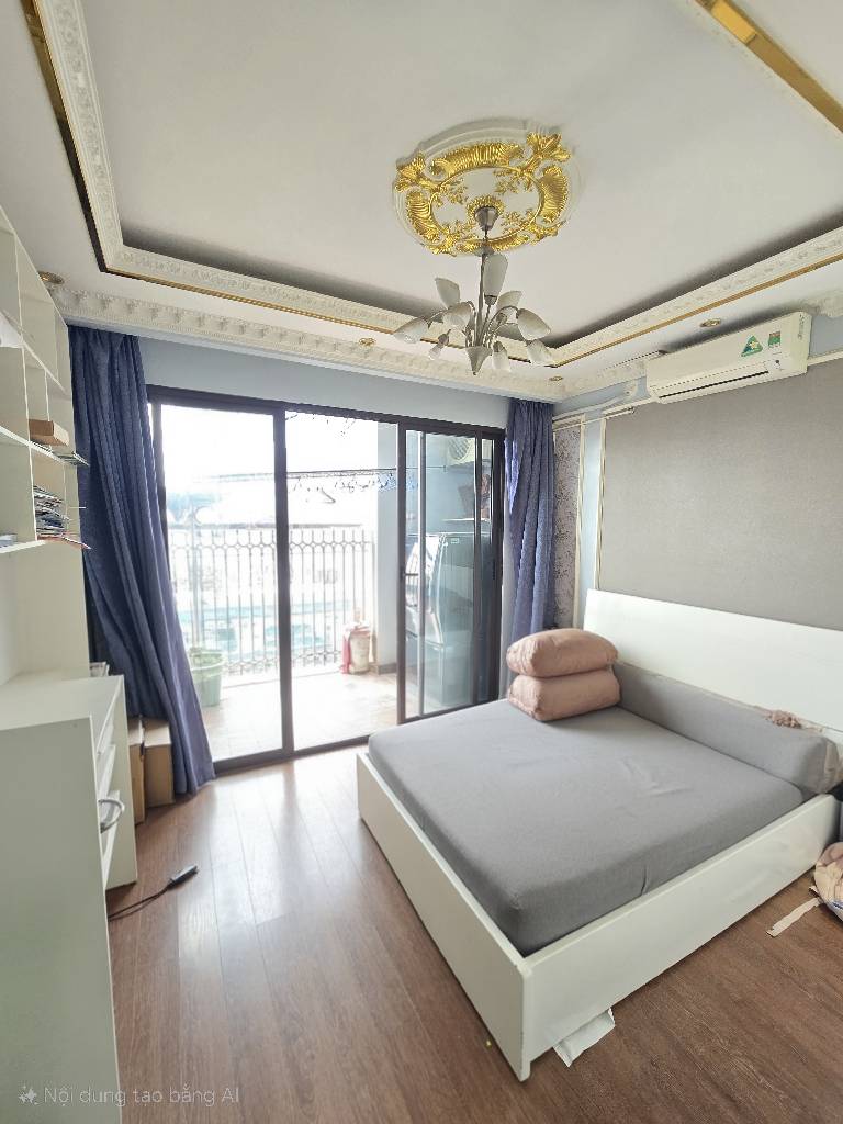 Bán nhà Hoàng Cầu - diện tích 126.1m2 1 tầng - Chung cư cao cấp - giá 18 tỷ