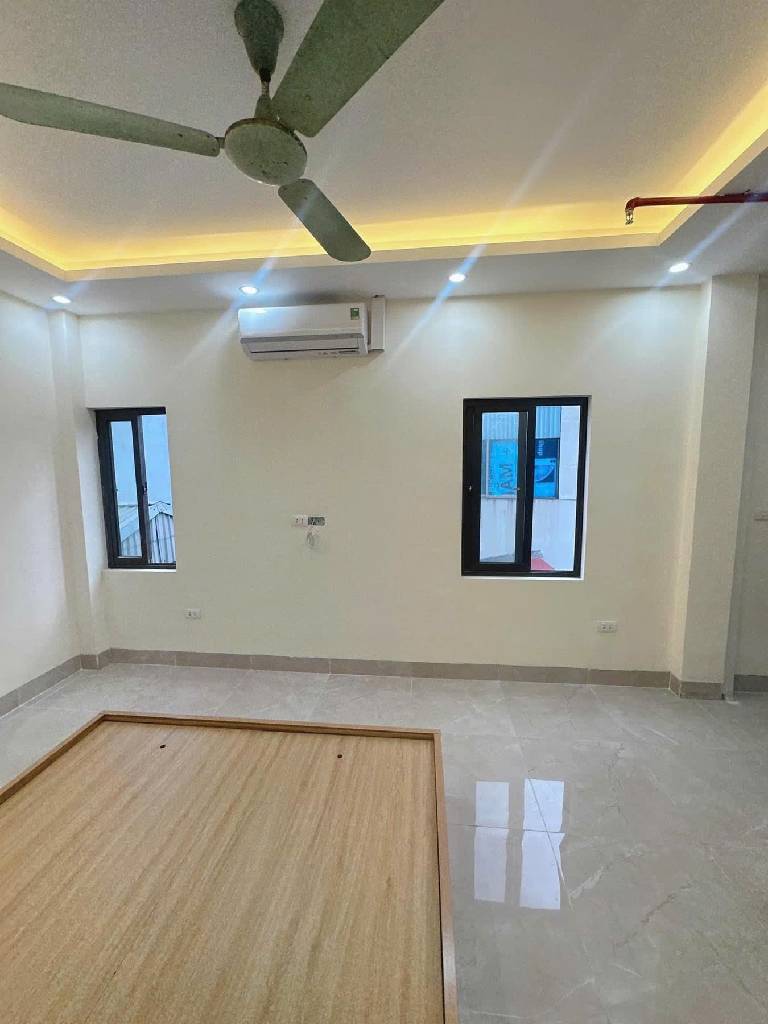 Bán nhà Yên Lãng - diện tích 51m2 7 tầng - Thang máy - giá 16,6 tỷ