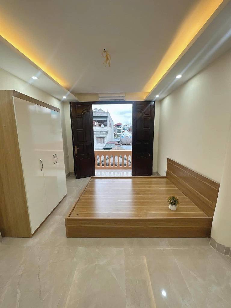 Bán nhà Yên Lãng - diện tích 51m2 7 tầng - Thang máy - giá 16,6 tỷ