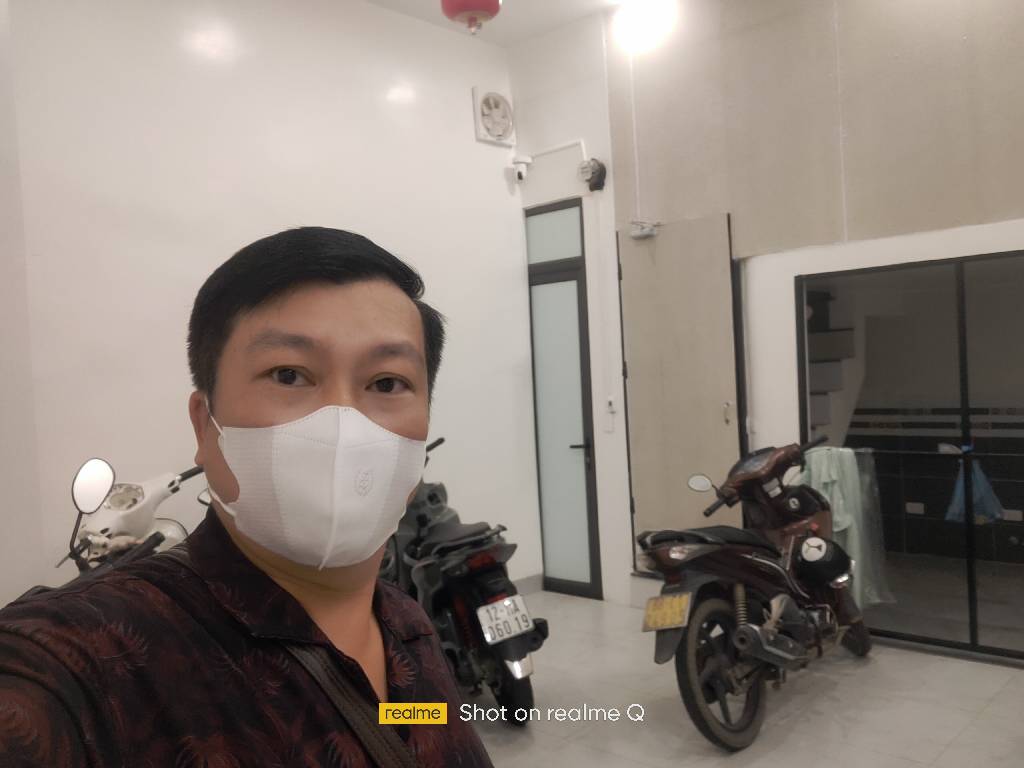 Bán nhà Đê La Thành - diện tích 51m2 5 tầng - 8 phòng cho thuê - giá 13,2 tỷ