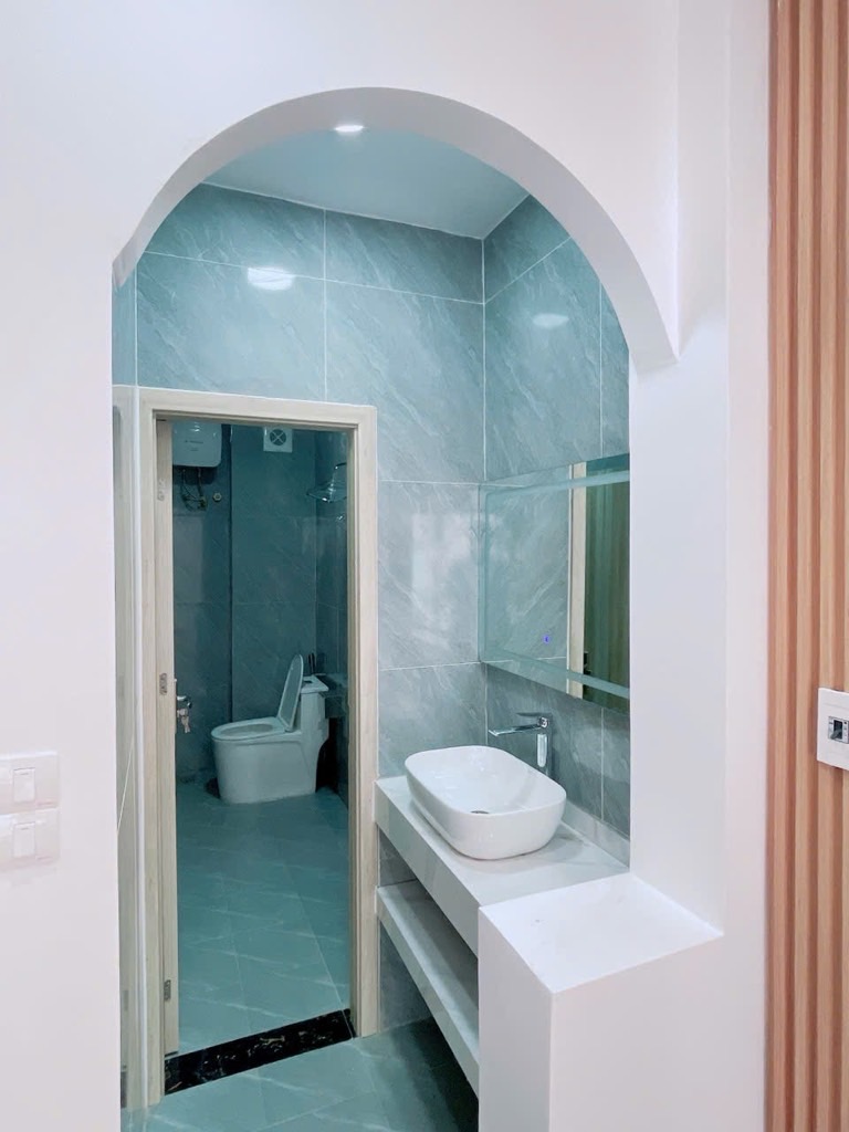 Bán nhà Nam Dư - diện tích 47m2 6 tầng - Thang máy - giá 9,6 tỷ