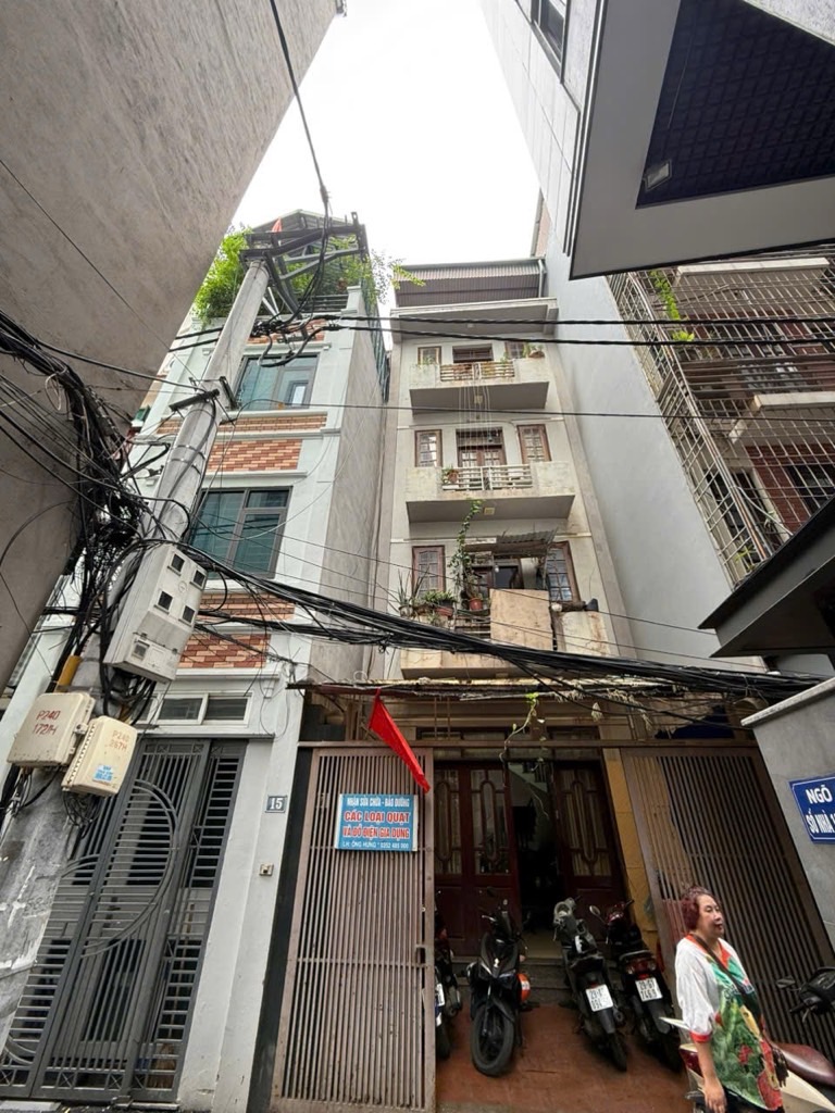 Bán nhà Chính Kinh - diện tích 75m2 5 tầng - ô tô vào nhà - giá 18,6 tỷ