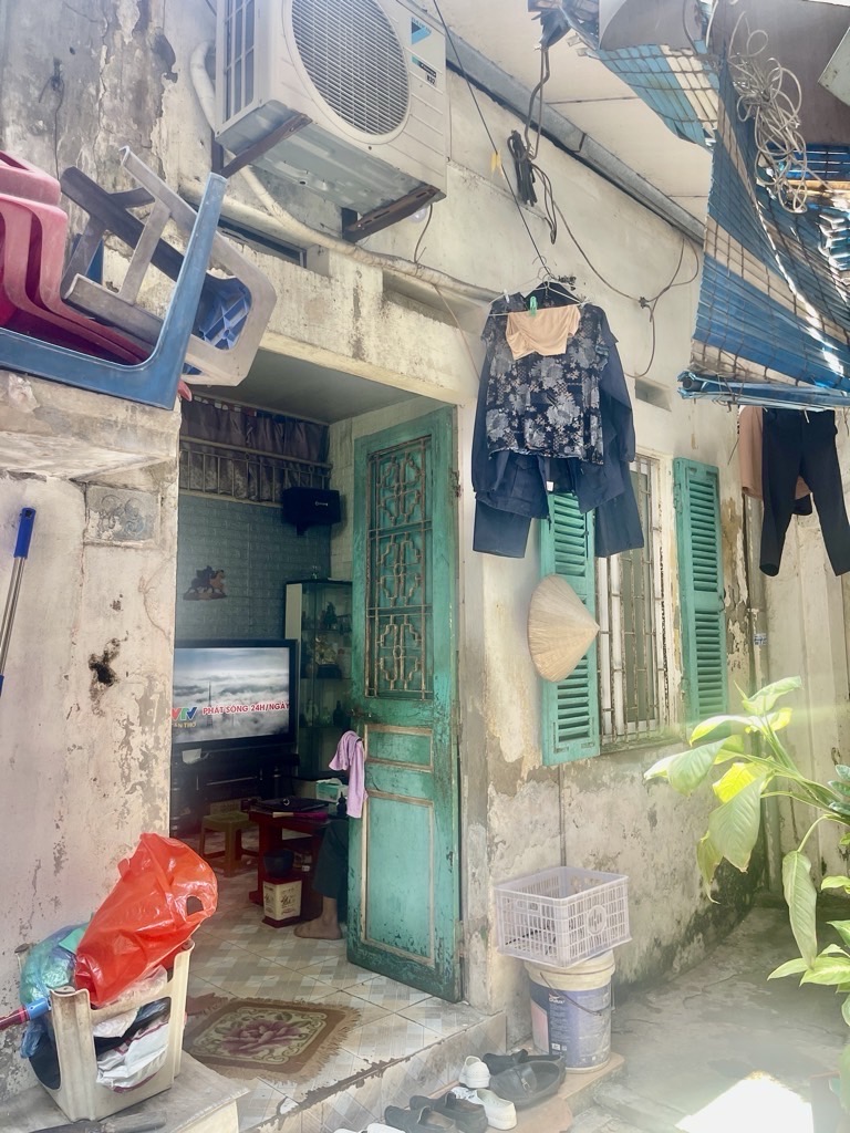 Bán nhà Nguyễn Trãi - diện tích 31m2 1 tầng - Mảnh đất vàng - giá 6,3 tỷ