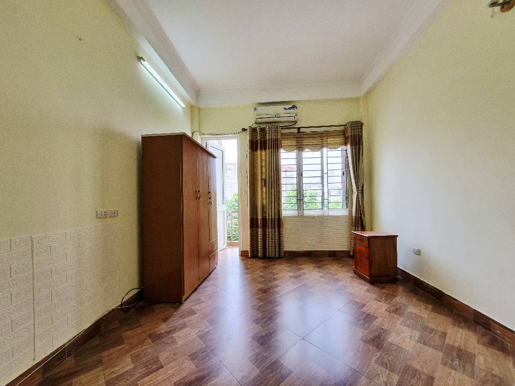 Bán nhà Thịnh Liệt - diện tích 82m2 4 tầng - Ngõ to như phố - giá 13,5 tỷ