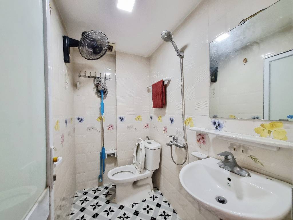 Bán nhà Thịnh Liệt - diện tích 82m2 4 tầng - Ngõ to như phố - giá 13,5 tỷ