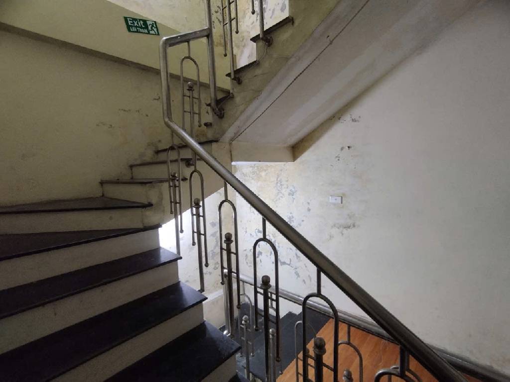 Bán nhà Khương Trung - diện tích 45.8m2 7 tầng - Lô góc - giá 12,8 tỷ