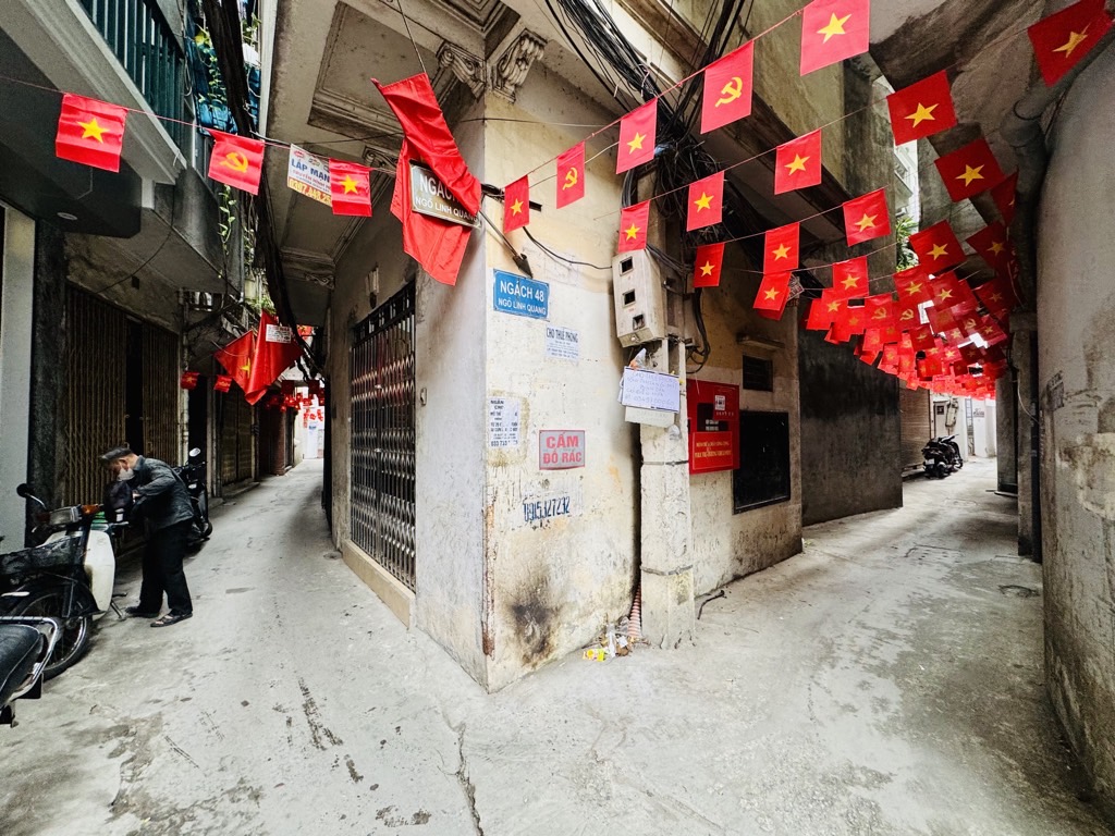 Bán nhà Linh Quang - diện tích 25,1m2 6 tầng - gần ô tô - giá 8 tỷ