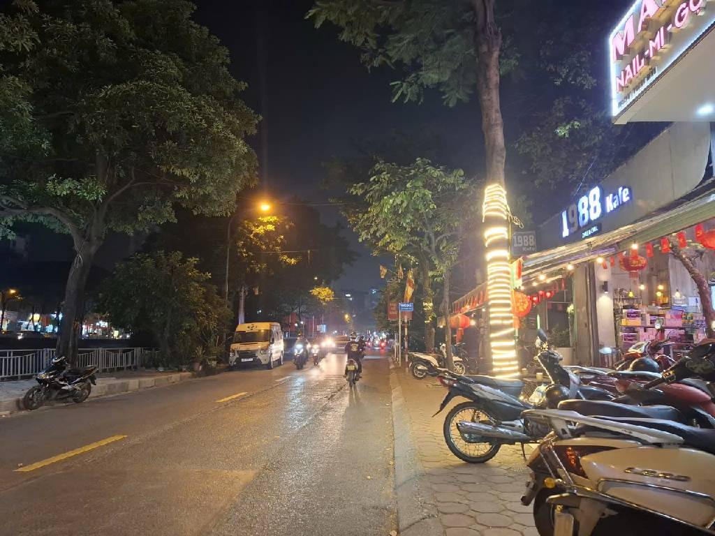 Bán nhà Thượng Đình - diện tích 36.4m2 3 tầng - Mặt phố ô tô tránh, kinh doanh sầm uất - giá 21,5 tỷ