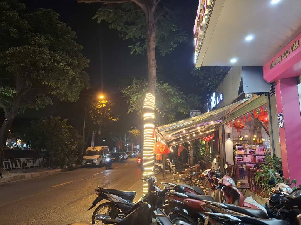 Bán nhà Thượng Đình - diện tích 36.4m2 3 tầng - Mặt phố ô tô tránh, kinh doanh sầm uất - giá 21,5 tỷ