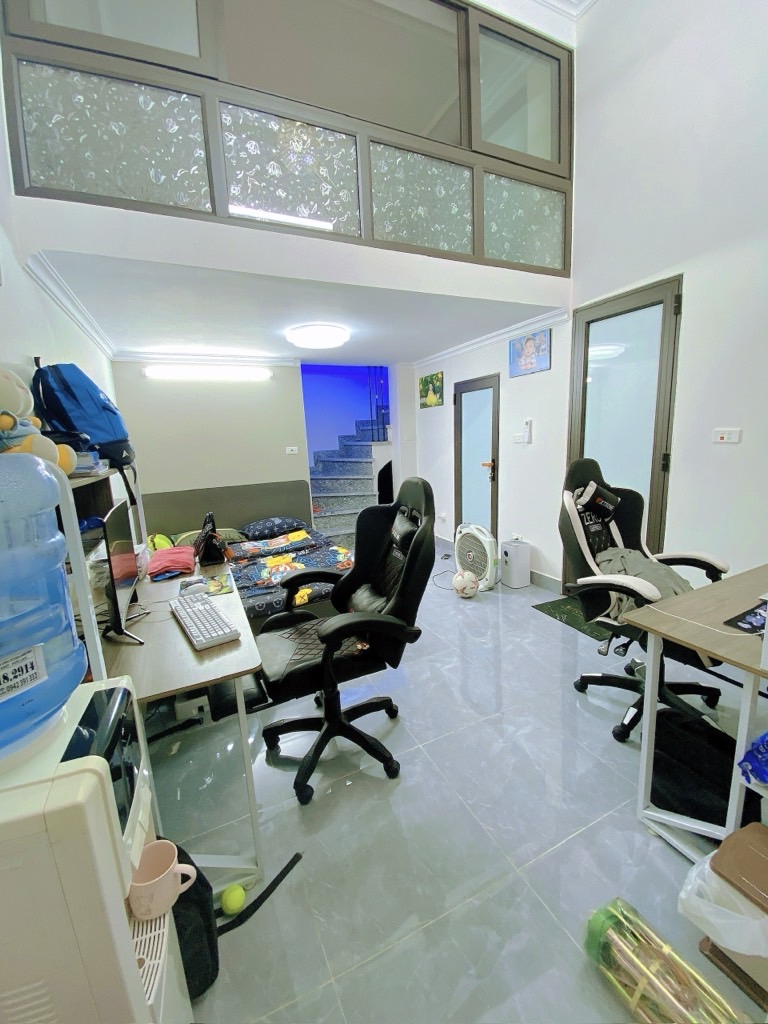 Bán nhà Ngõ Chùa Mỹ Quang - diện tích 33m2 4 tầng - Nhà mới đẹp, full đồ chủ tặng lại gần hết cho khách hữu duyên - giá 6,3 tỷ