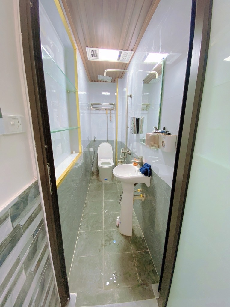 Bán nhà Ngõ Chùa Mỹ Quang - diện tích 33m2 4 tầng - Nhà mới đẹp, full đồ chủ tặng lại gần hết cho khách hữu duyên - giá 6,3 tỷ