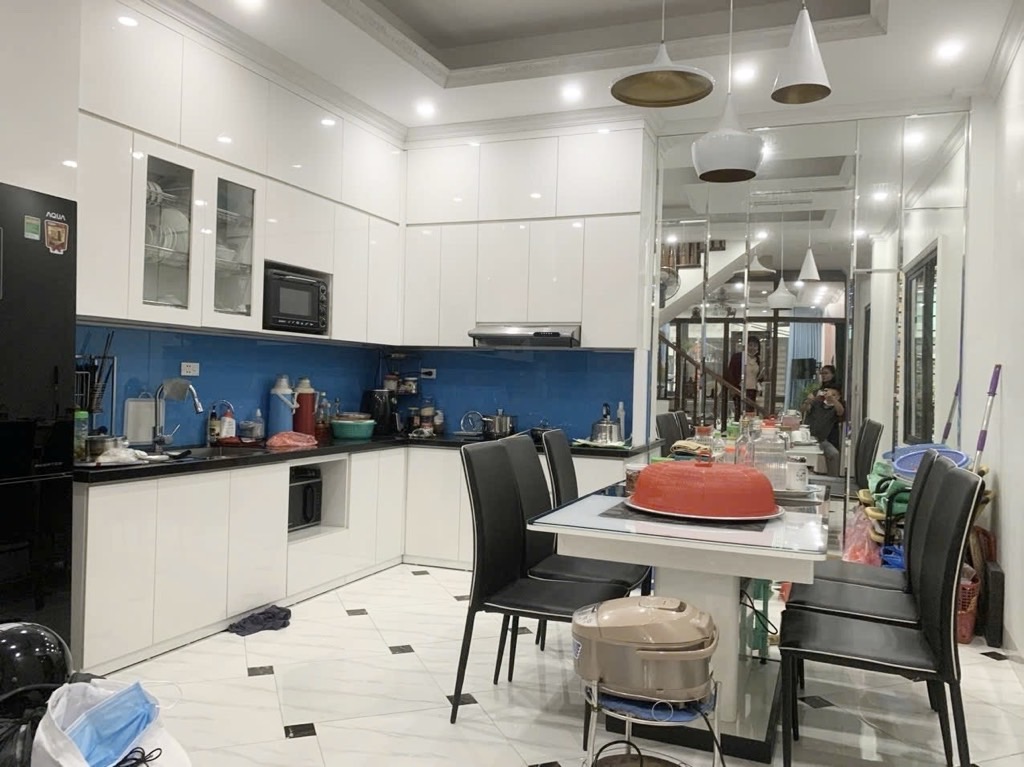 Bán nhà Định Công Thượng - diện tích 50m2 5 tầng - Ô tô vào nhà kinh doanh - giá 15,5 tỷ