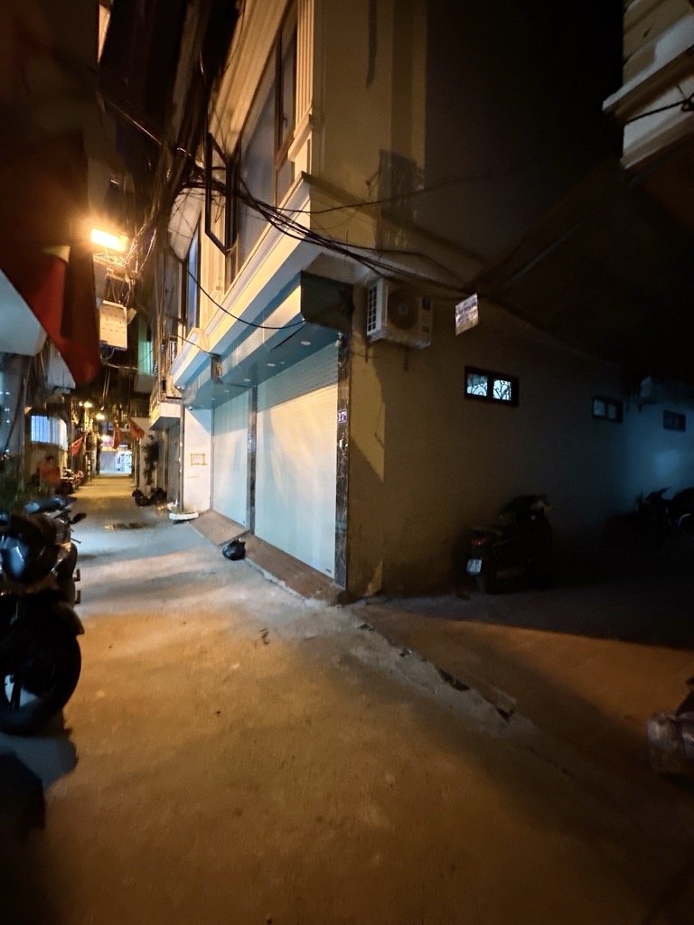 Bán nhà Định Công Thượng - diện tích 50m2 5 tầng - Ô tô vào nhà kinh doanh - giá 15,5 tỷ