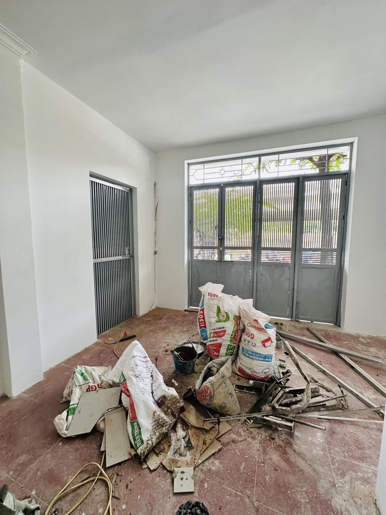 Bán nhà Khuất Duy Tiến - diện tích 39.7m2 1 tầng - 2 mặt tiền - giá 8,5 tỷ