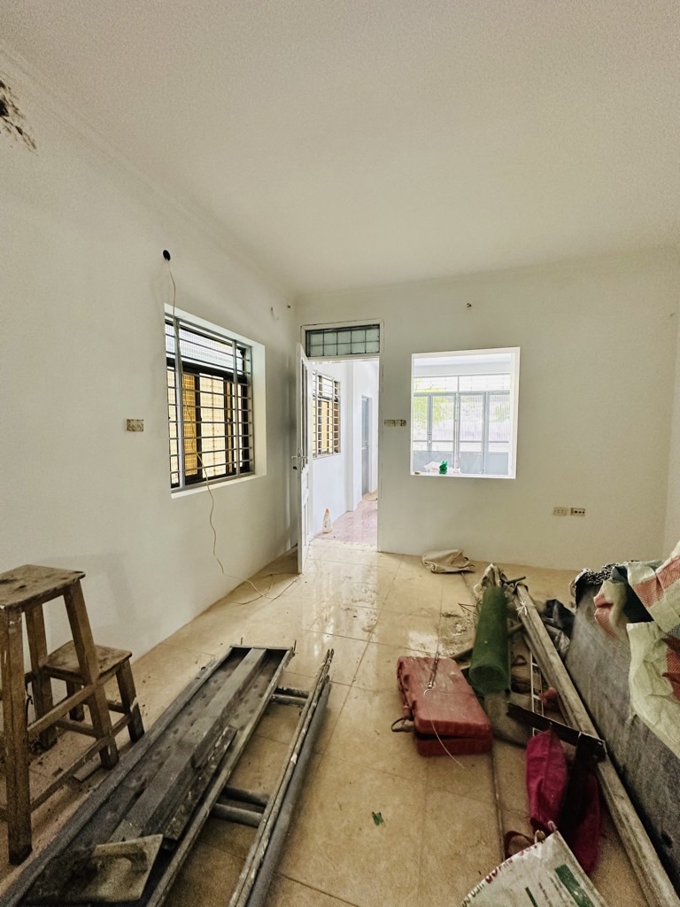 Bán nhà Khuất Duy Tiến - diện tích 39.7m2 1 tầng - 2 mặt tiền - giá 8,5 tỷ