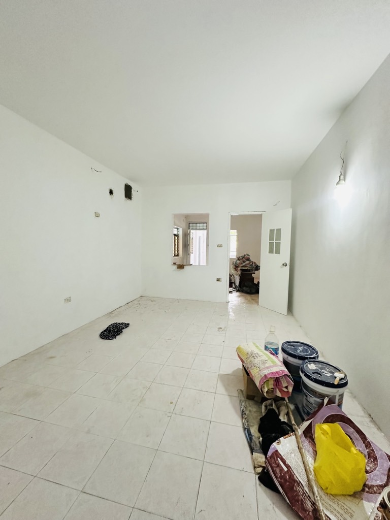 Bán nhà Khuất Duy Tiến - diện tích 39.7m2 1 tầng - 2 mặt tiền - giá 8,5 tỷ