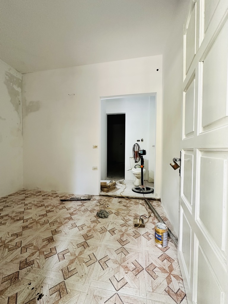 Bán nhà Khuất Duy Tiến - diện tích 39.7m2 1 tầng - 2 mặt tiền - giá 8,5 tỷ