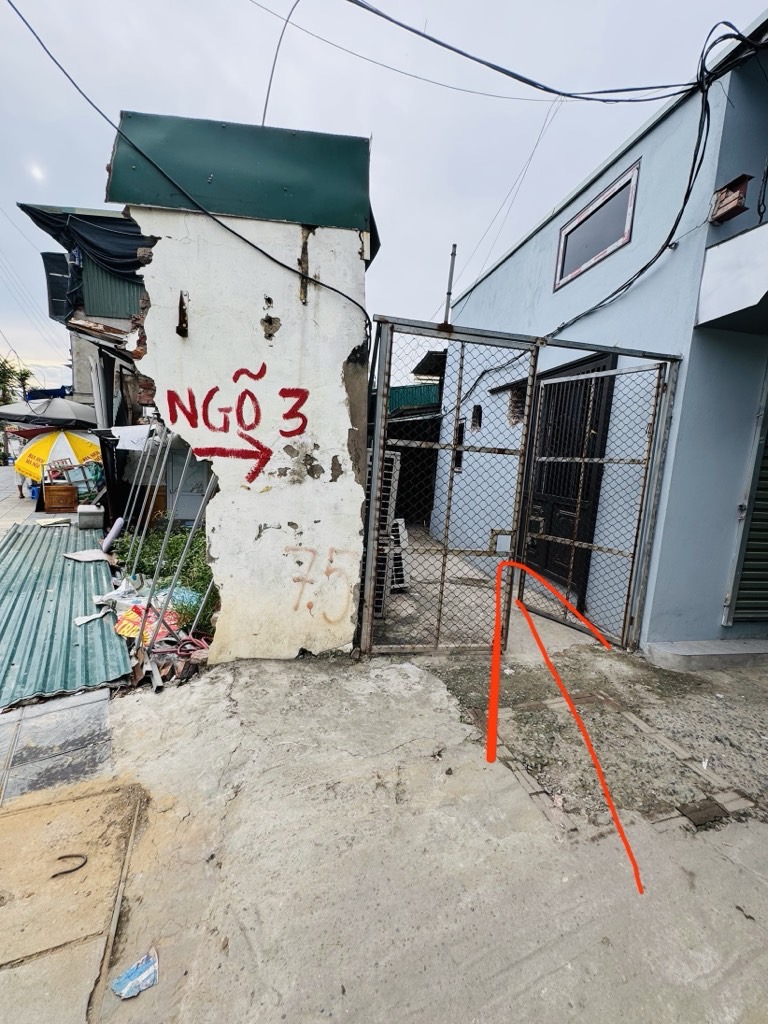 Bán nhà Vĩnh Hoàng - diện tích 30m2 2 tầng - Nhà riêng 3 bước ra đường 2 làn - giá 2,3 tỷ