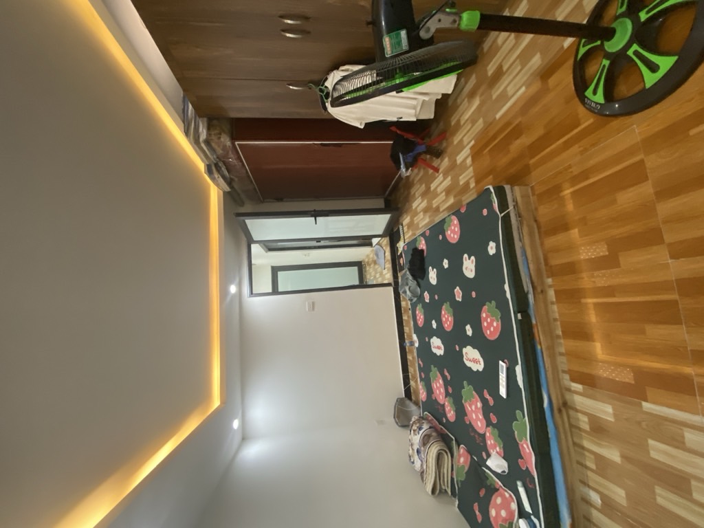 Bán nhà Đông Thiên - diện tích 38m2 2 tầng - gần ô tô - giá 3,7 tỷ