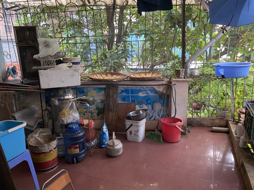 Bán nhà Mai Động - diện tích 128m2 2 tầng - Sổ riêng - giá 5,8 tỷ