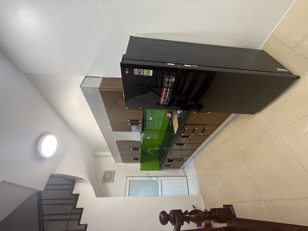 Bán nhà Thịnh Hào - diện tích 47m2 7 tầng - Ô TÔ TRÁNH - giá 11,6 tỷ