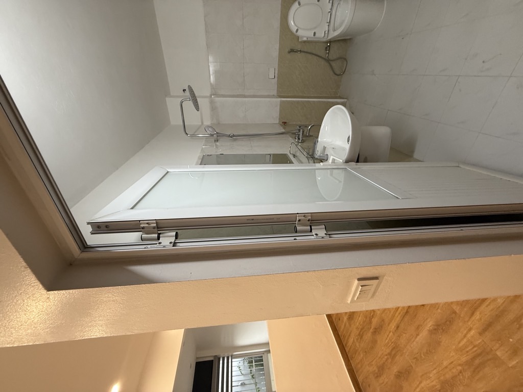 Bán nhà Thịnh Hào - diện tích 47m2 7 tầng - Ô TÔ TRÁNH - giá 11,6 tỷ