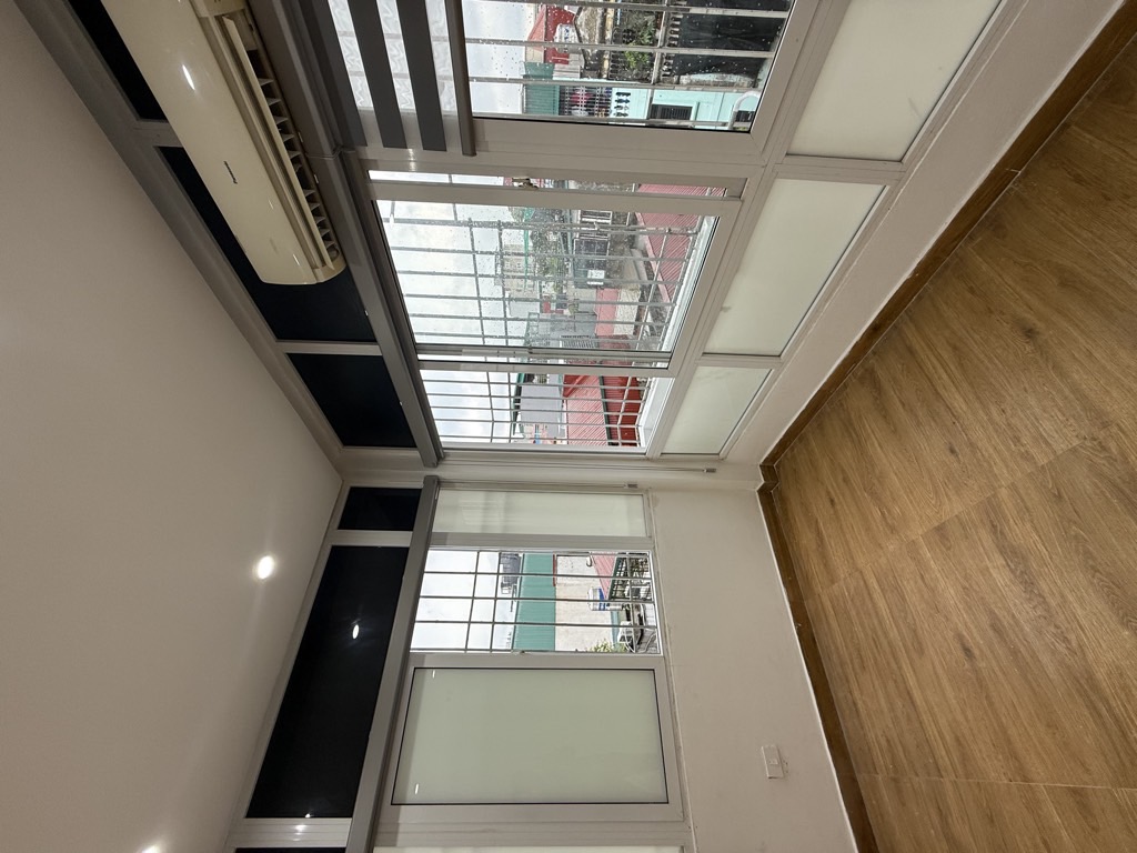 Bán nhà Thịnh Hào - diện tích 47m2 7 tầng - Ô TÔ TRÁNH - giá 11,6 tỷ