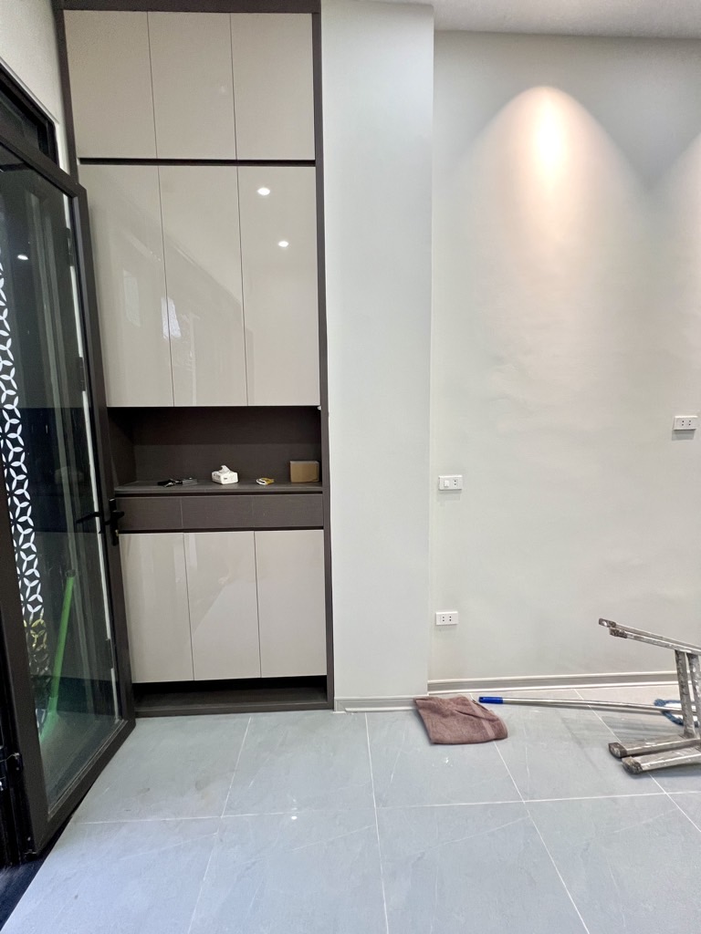 Bán nhà Thanh Đàm - diện tích 42,8m2 4 tầng - Ô tô đỗ cửa - giá 4,8 tỷ