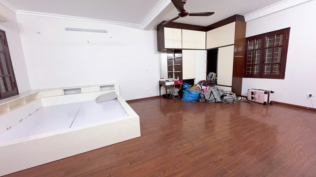 Bán nhà Lò Đúc - diện tích 78.8m2 5 tầng - Vừa ở vừa cho thuê - giá 13,9 tỷ