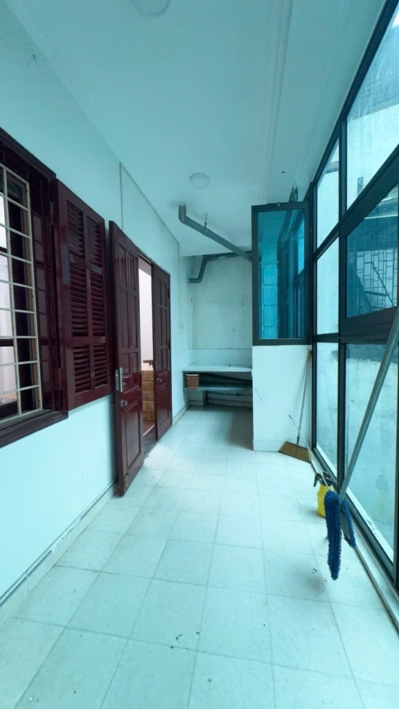 Bán nhà Lò Đúc - diện tích 78.8m2 5 tầng - Vừa ở vừa cho thuê - giá 13,9 tỷ