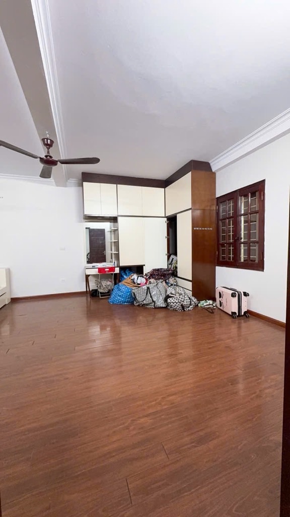 Bán nhà Lò Đúc - diện tích 78.8m2 5 tầng - Vừa ở vừa cho thuê - giá 13,9 tỷ