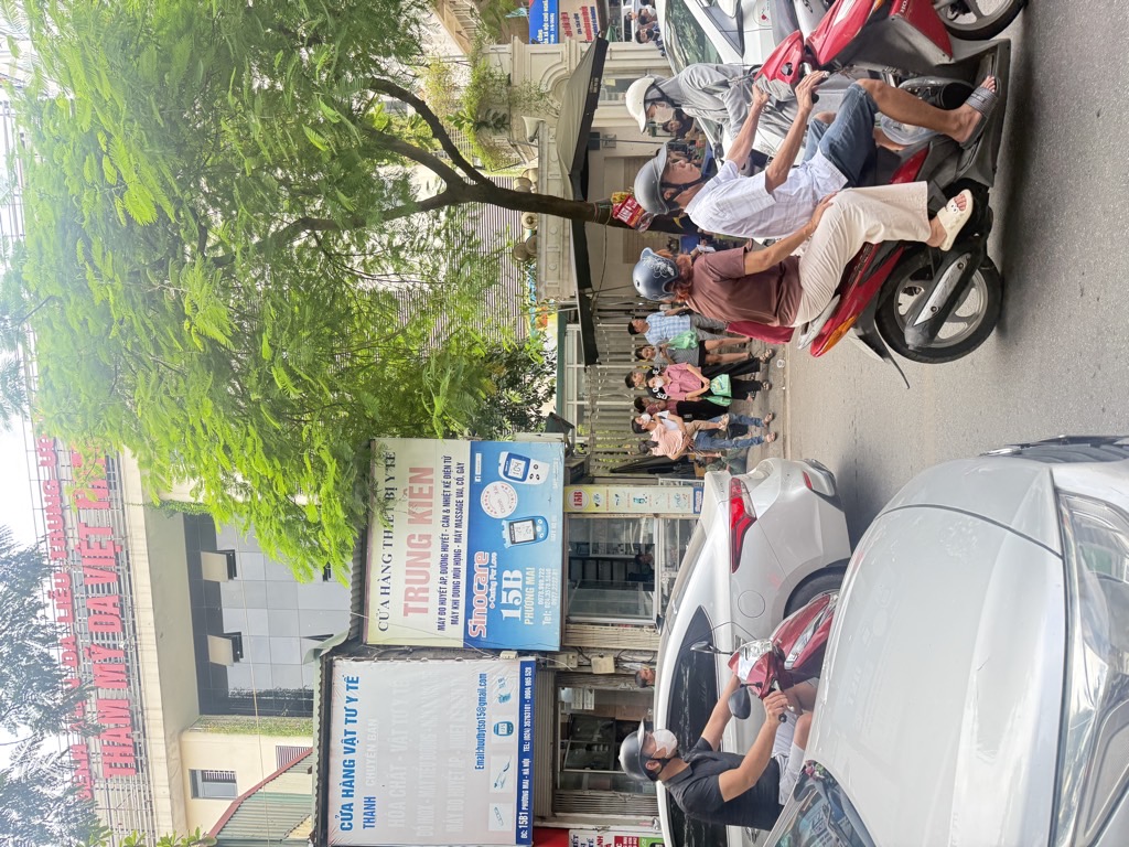 Bán nhà Phương Mai - diện tích 52.4m2 1 tầng - Kinh doanh vô địch - giá 17,2 tỷ