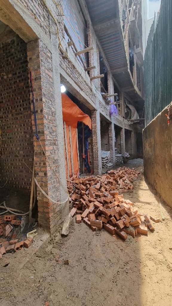 Bán nhà Thái Thịnh - diện tích 35m2 6 tầng - Ô tô đỗ cách 20m - giá 10,4 tỷ