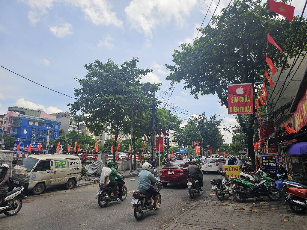 Bán nhà Kim Giang - diện tích 52m2 4 tầng - Ô tô đỗ cửa - giá 12,8 tỷ