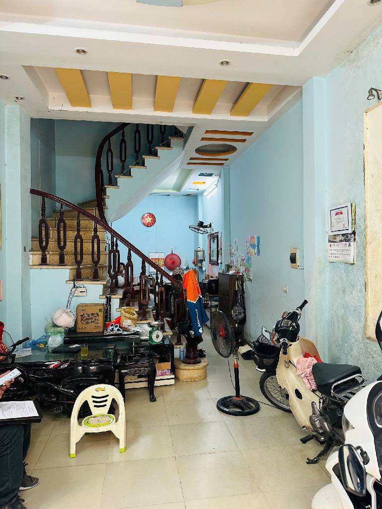 Bán nhà Kim Giang - diện tích 52m2 4 tầng - Ô tô đỗ cửa - giá 12,8 tỷ