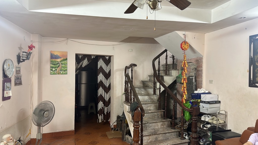 Bán nhà Tây Kết - diện tích 103m2 3 tầng - SIÊU PHẨM- PHÂN LÔ Ô TÔ 7 CHỖ - ĐẦU TƯ -VỊ TRÍ VÀNG - giá 22,5 tỷ